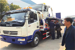 霍林郭勒汽车道路救援拖车价格